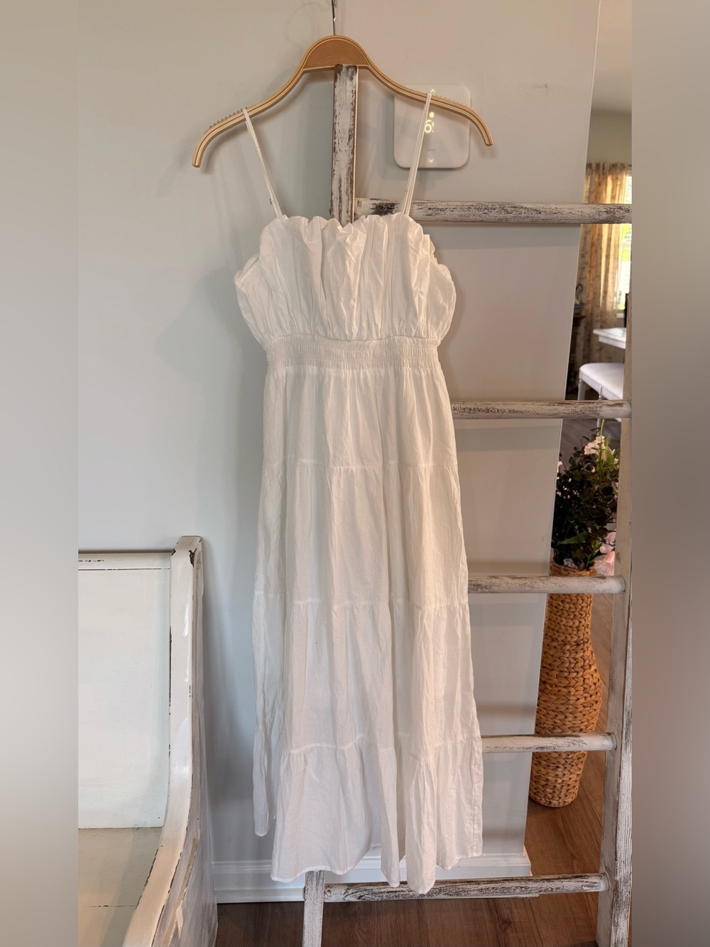 Entro White Ruffle Maxi Dress Sleeveless Small Wedding Spring Summer Formal EUC